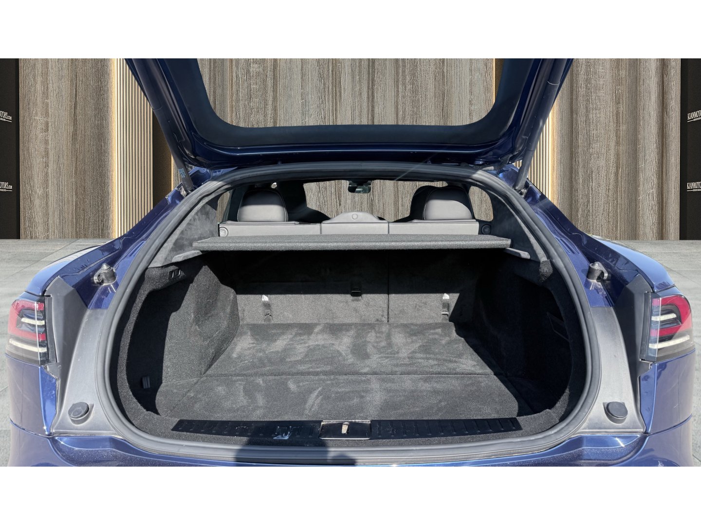 Used 2023 Tesla Model S AWD/4WD image 9