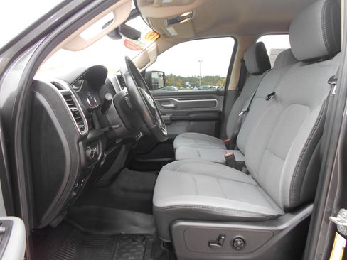 Certified 2019 RAM 1500 Big Horn image 5