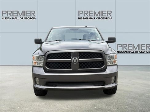 Used 2020 RAM 1500 Express RWD image 25