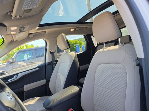 Used 2020 Ford Escape SE AWD/4WD image 11