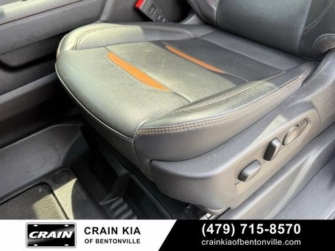 Used 2024 GMC Sierra 2500 AT4 w/ AT4 Premium Plus Package AWD/4WD image 24
