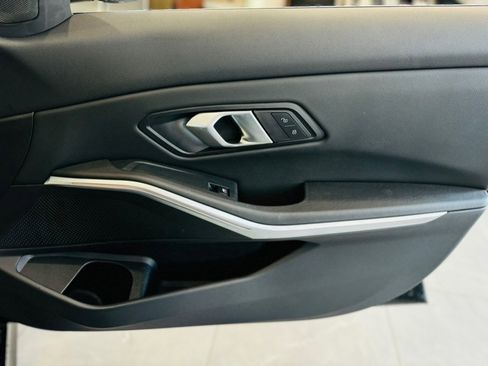 Used 2025 BMW 330i xDrive Sedan image 18