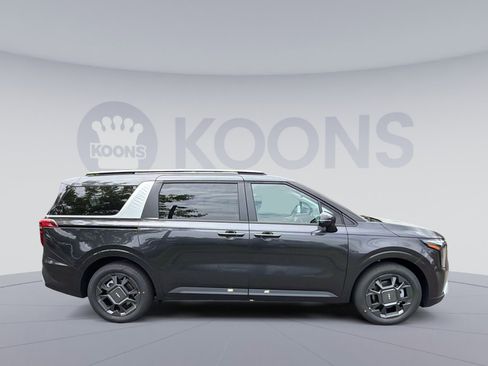 New 2026 Kia Carnival EX FWD image 8