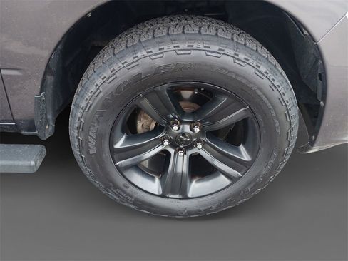 Used 2016 RAM 1500 Express image 16