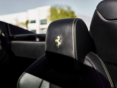 Used 2015 Ferrari 458 Spider RWD image 51