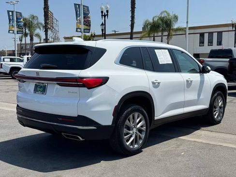 Certified 2025 Buick Enclave Preferred FWD image 6