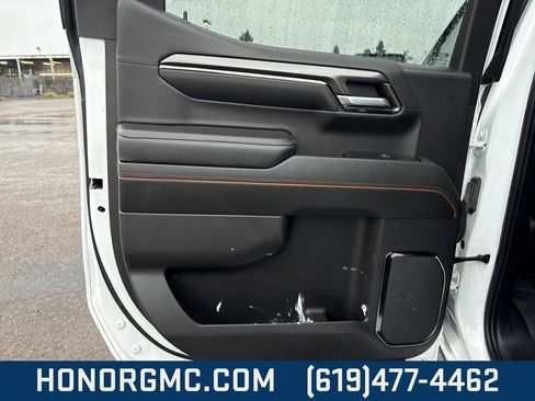 Used 2022 GMC Sierra 1500 AT4 w/ AT4 Preferred Package image 19