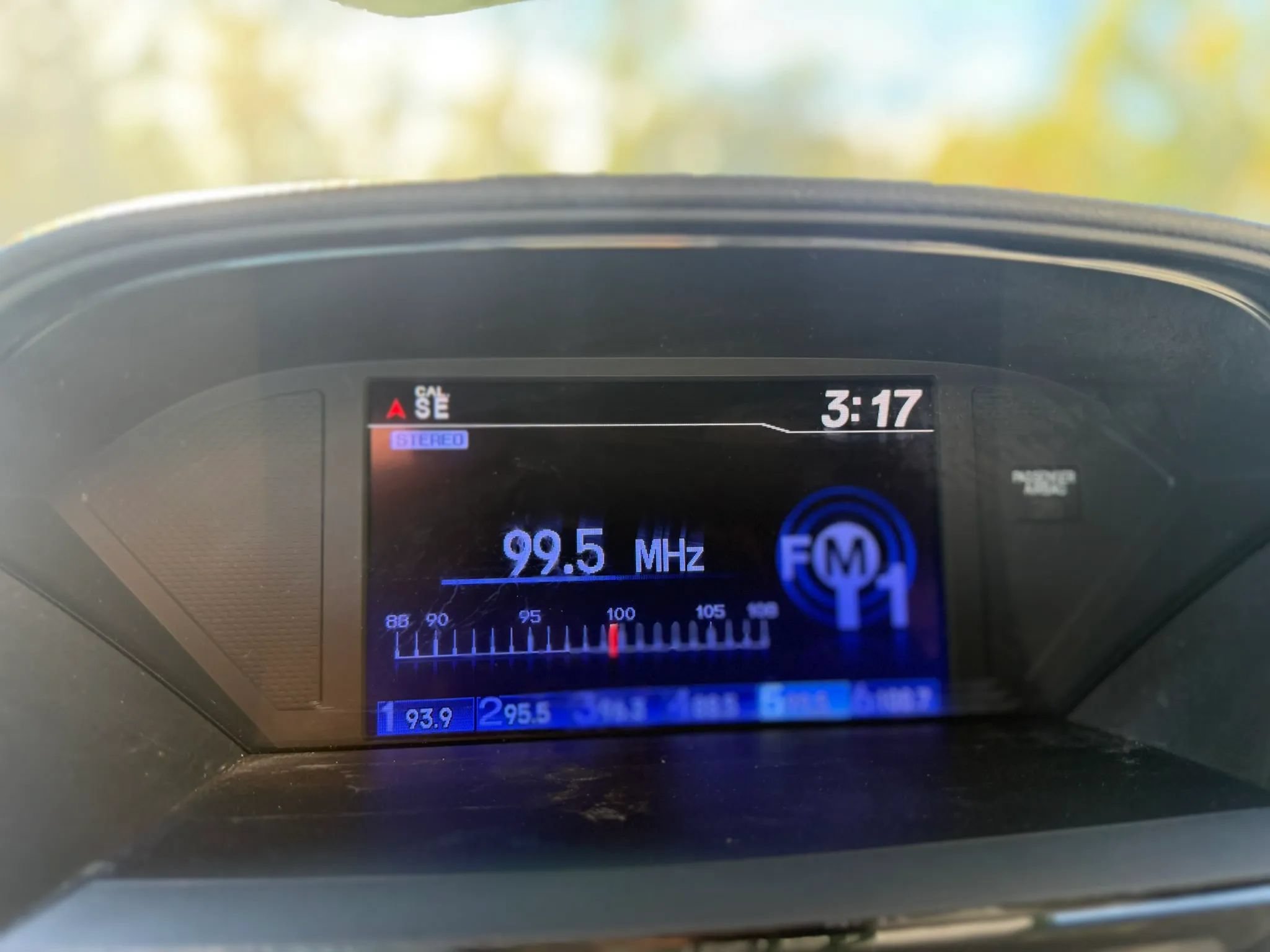 Used 2015 Honda Pilot EX-L image 25