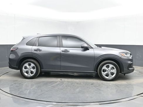 Used 2025 Honda HR-V LX image 11