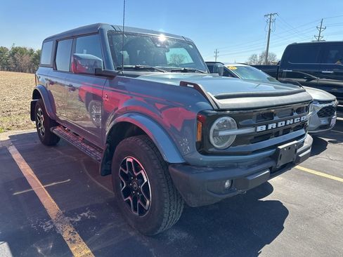Used 2022 Ford Bronco Outer Banks image 5