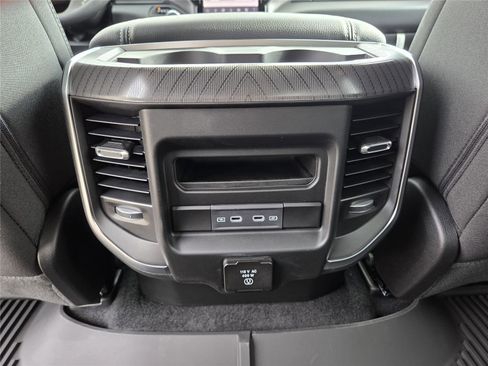 New 2026 RAM 1500 Big Horn AWD/4WD image 22