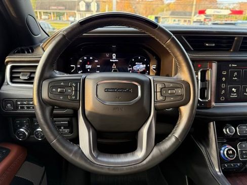 Used 2024 GMC Yukon XL Denali Ultimate image 47