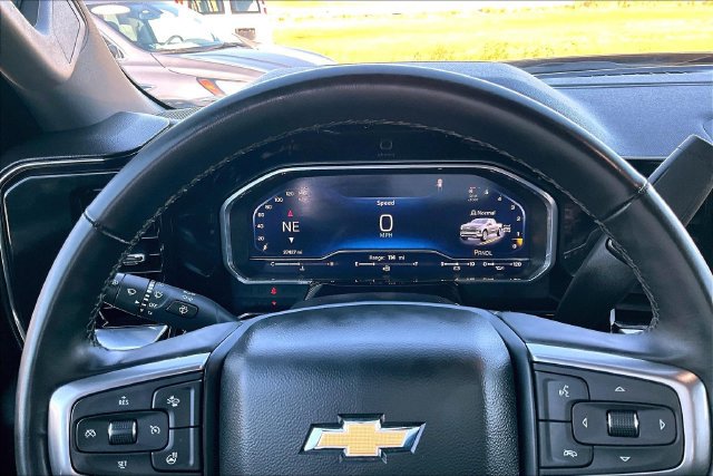 Used 2025 Chevrolet Silverado 1500 LT AWD/4WD image 20