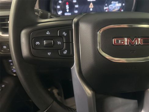 Used 2023 GMC Yukon XL SLT w/ SLT Premium Package AWD/4WD image 27