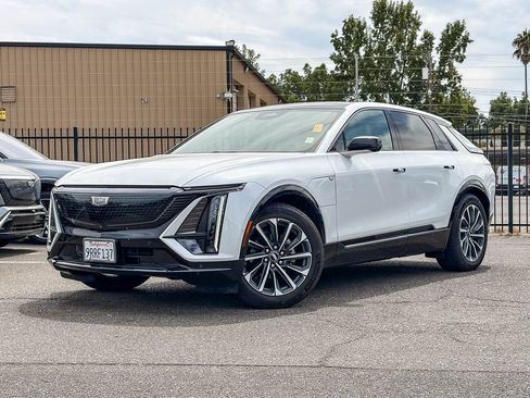 Used 2024 Cadillac Lyriq Sport AWD/4WD image 1