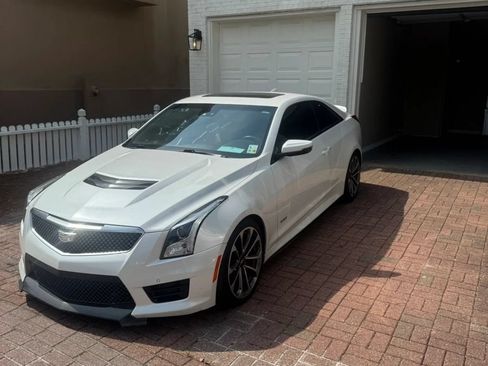 Used 2016 Cadillac ATS V RWD image 1