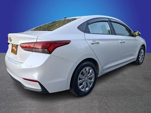 Used 2018 Hyundai Accent SE FWD image 4