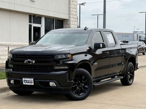 Used 2021 Chevrolet Silverado 1500 RST w/ Texas Edition Plus AWD/4WD image 2