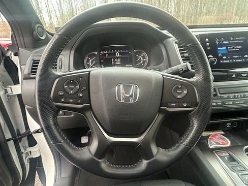 Used 2023 Honda Passport EX-L image 15