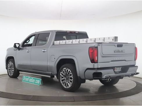 Used 2024 GMC Sierra 1500 Denali Ultimate AWD/4WD image 8
