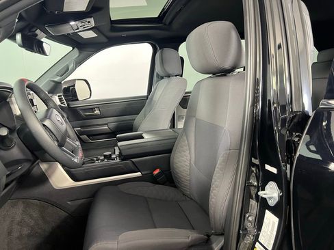 Used 2025 Toyota Sequoia Limited image 19