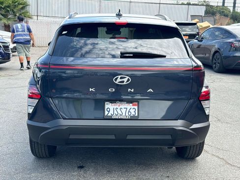 Used 2024 Hyundai Kona SEL FWD image 3