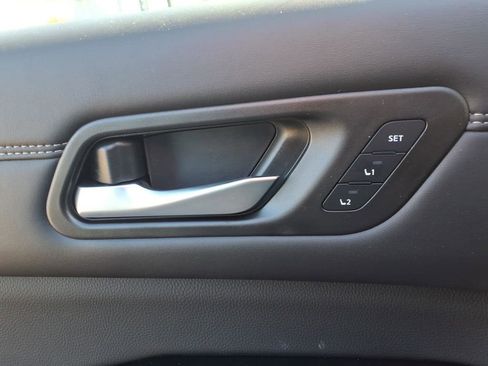 New 2026 Nissan Pathfinder Platinum image 16