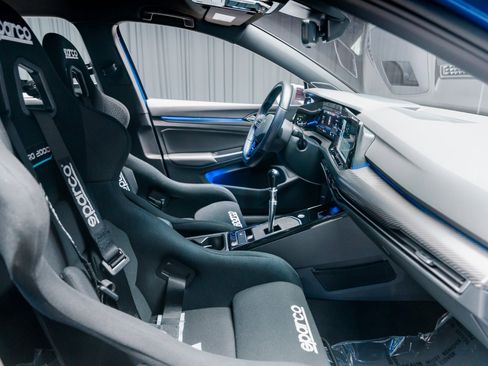 Used 2023 Volkswagen Golf 20th Anniversary Edition image 60