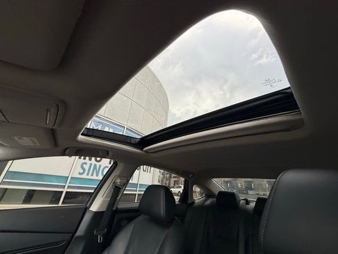 Used 2023 Honda Accord Touring image 14