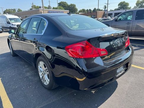 Used 2015 INFINITI Q40 AWD w/ Moonroof Package image 10