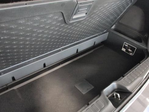Used 2017 Honda Pilot Touring image 39