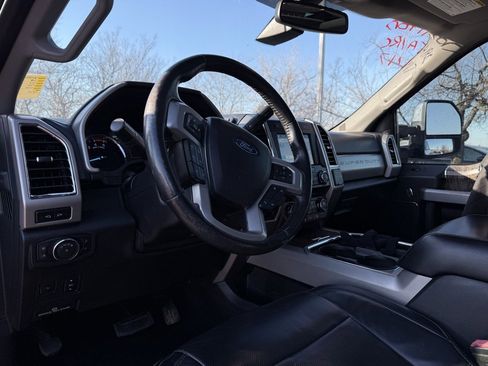 Used 2018 Ford F350 Lariat w/ Lariat Ultimate Package image 9