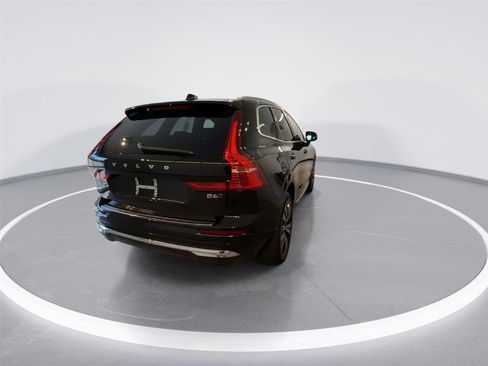 Used 2022 Volvo XC60 B6 Inscription w/ Advanced Package image 8