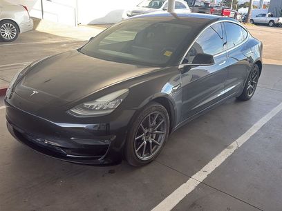 Used 2019 Tesla Model 3 Mid Range