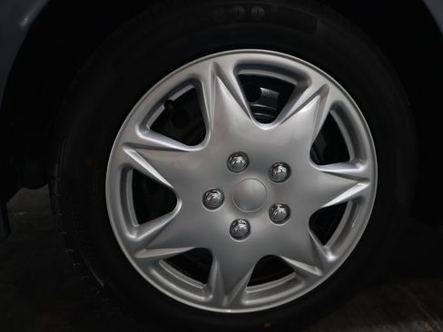 Used 2020 Toyota Corolla LE FWD image 31
