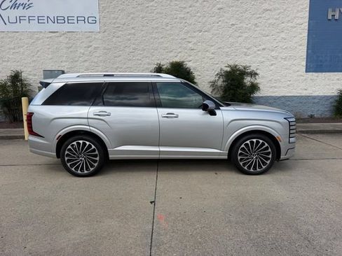 Used 2026 Hyundai Palisade Calligraphy AWD/4WD image 2