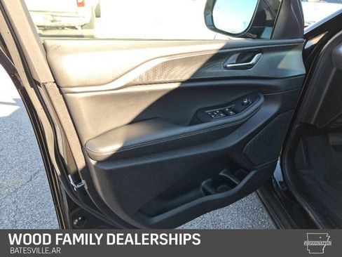 Used 2025 Jeep Grand Cherokee L Altitude w/ Trailer Tow Package image 26