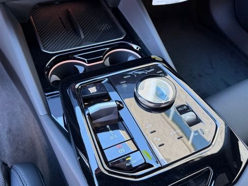 New 2026 BMW 530i 530i w/ M Sport Package image 25