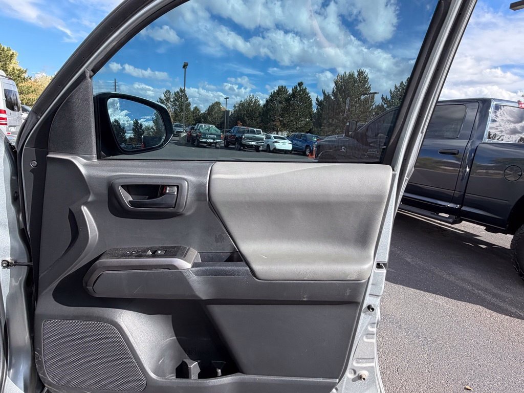 Used 2023 Toyota Tacoma SR5 w/ Technology Package AWD/4WD image 13