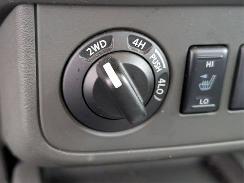 Certified 2021 Nissan Frontier PRO-4X w/ Pro-4x Utility Package image 18