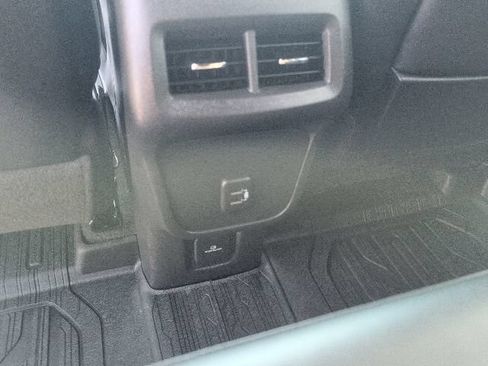 Used 2023 GMC Terrain SLT w/ Elevation Edition AWD/4WD image 34