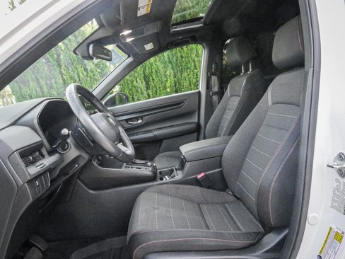 Used 2024 Honda CR-V Sport image 16