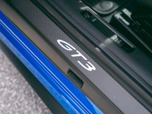 Used 2026 Porsche 911 GT3 RWD image 42