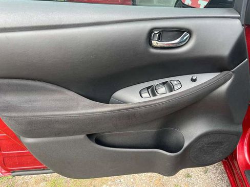 Used 2015 Nissan Leaf S w/ Charge Package image 16