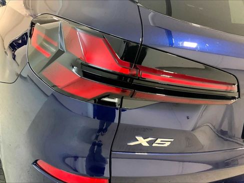 New 2026 BMW X5 xDrive50e w/ M Sport Package image 14