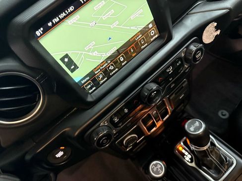 Used 2023 Jeep Wrangler Unlimited Sahara w/ Cold Weather Group image 32