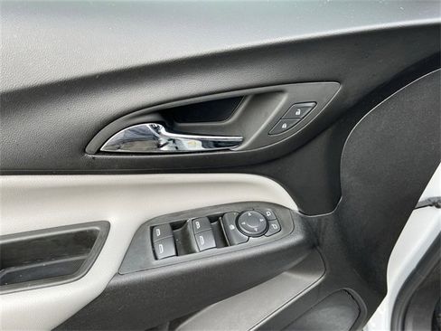 Certified 2024 Chevrolet Equinox LS w/ LS Convenience Package image 14