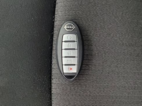 Used 2023 Nissan Altima 2.5 S FWD image 32