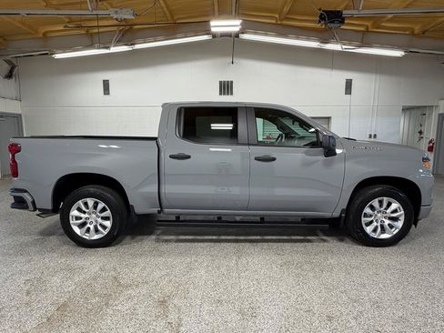 Used 2024 Chevrolet Silverado 1500 Custom RWD image 5