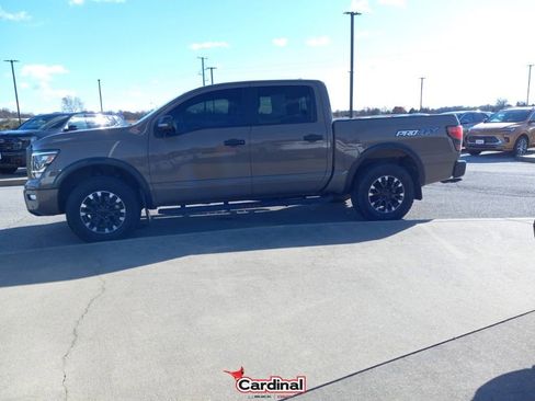 Used 2023 Nissan Titan PRO-4X w/ Pro-4x Convenience Package image 13